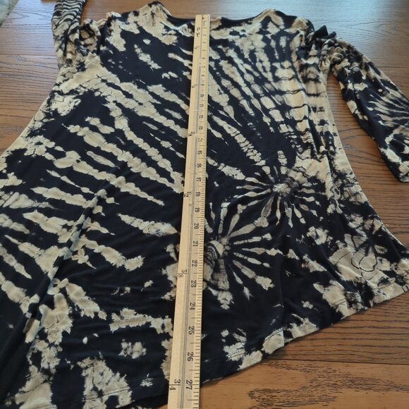 KATHMANDI Imports long sleeve Tie Dyed black beige gray asymmetrical hem top P - Picture 11 of 14
